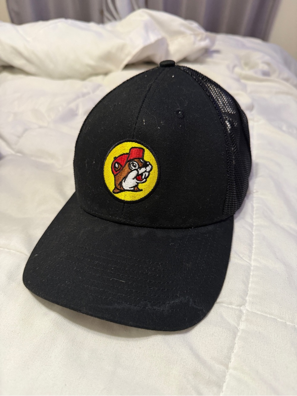 Buc-ee's Black Mesh Back Trucker Hat Snapback Adjustable Beaver Logo Patch